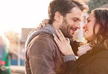 Sex on the train, a sexual fantasy that many people want to fulfill